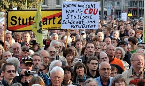 Opposition MPs seek halt to expensive Stuttgart rail project