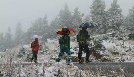First northern snow hails cooler weather nationwide