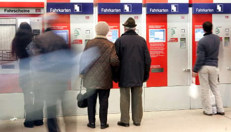 Long-haul Deutsche Bahn fares won't rise in 2011