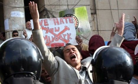 Germany, France, UK warn Egypt on violence