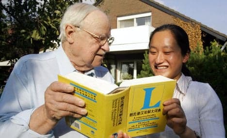 Retirees help foreign students adjust to German life