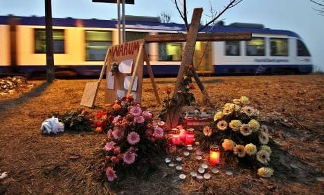 Train driver ignored two stop warnings before deadly crash
