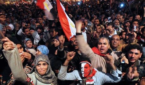 Merkel hails departure of Egypt's Mubarak