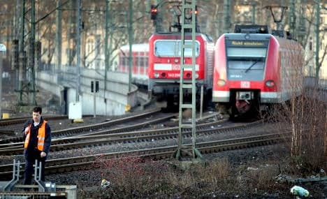 Train drivers' strike postponed till Thursday