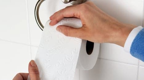 Socialist politician accused of stealing toilet paper