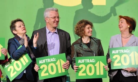 Greens gaining on Merkel's conservatives