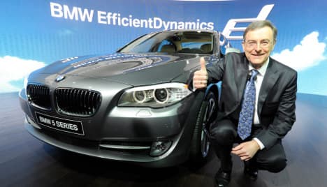 BMW pays big bonuses for bumper 2010