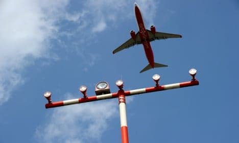 Airports reopened after ash cloud closure