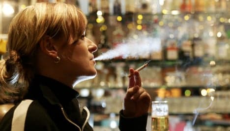 Pub smoking still widespread despite ban