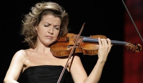Violinist calls for tax changes to favour supporting the arts