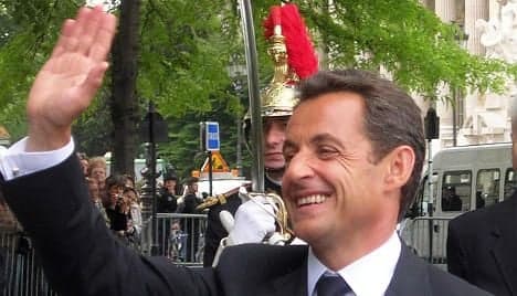 Ratings boost for 'more presidential' Sarkozy