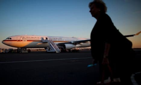Merkel wants old East German plane back