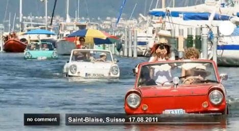 Off the road: Swiss play host to amphibious vehicles