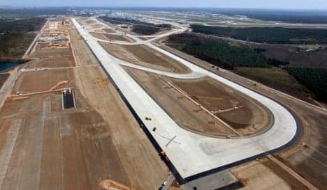 Frankfurt Airport expands with new runway