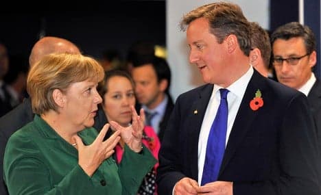 Merkel hosts UK's Cameron amid EU rifts