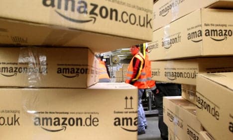 Amazon under fire for unpaid Christmas helpers