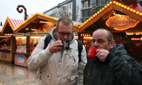 Mulled wine sales collapse in warm weather