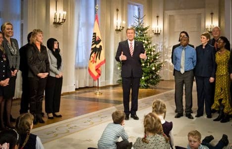 President avoids scandal in Christmas speech