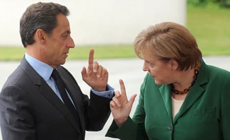 Merkel and Sarkozy in 'Dinner for One'