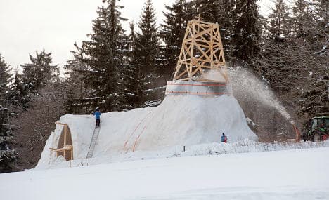 Bavarians build church out of snow