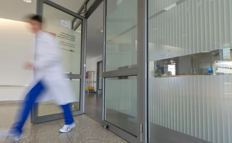 Virus sweeps through hospital cancer wards