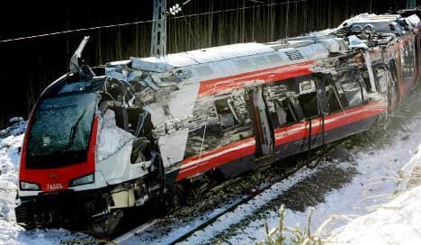 High-speed test train derails in Norway