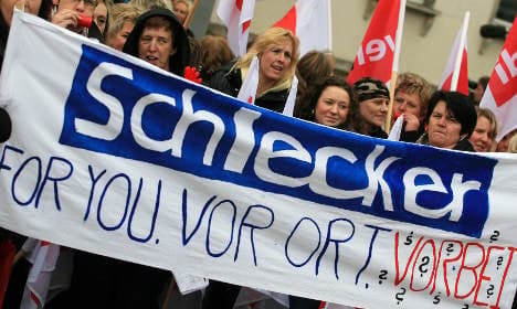 Schlecker offers laid-off workers €500