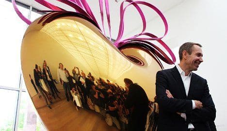 King of kitsch Jeff Koons brings 'empty' art to Basel