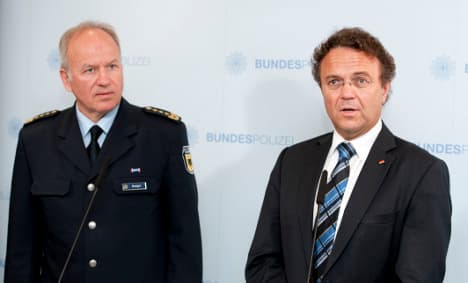 Minister sacks entire federal police leadership
