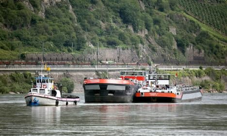 Rhine sulphuric acid spill threat averted
