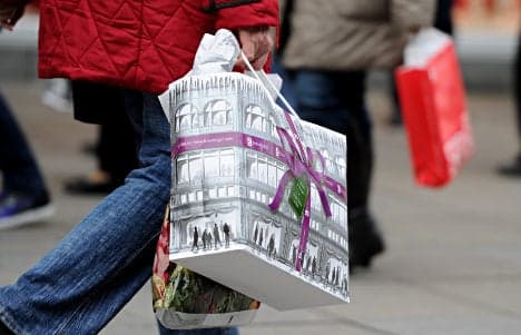 Shopkeepers worry about Christmas profits