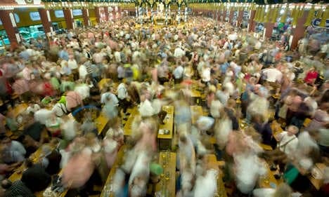 Blood and booze for foreigners at Oktoberfest