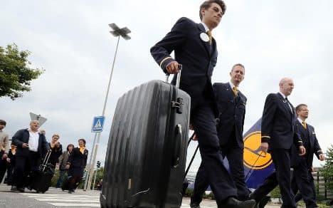 More Lufthansa flights cancelled day after strike