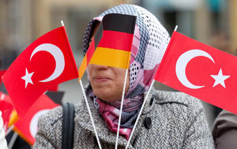 German Turks 'send a billion euros to Turkey'