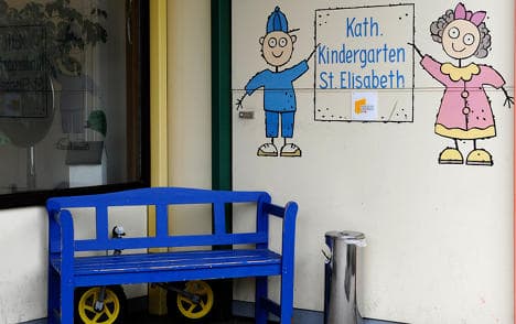 Kindergarten worker 'forced kids to eat vomit'