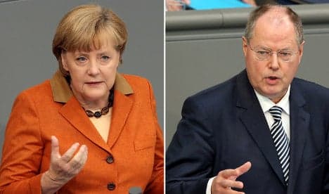 Steinbrück attacks Merkel over euro crisis