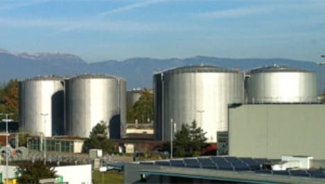 Geneva swaps oil tanks for sun power