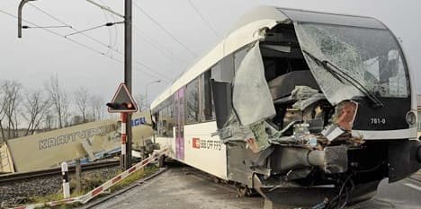 Truck on tracks derails Thurgau regional train