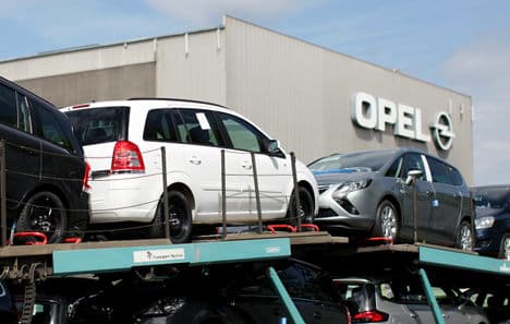 GM 'scraps Opel - Peugeot Citroen merger'