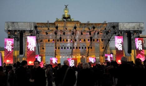 Record crowds awaited at Brandenburg Gate