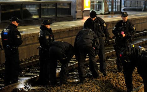 Bonn bomb scare cops 'hunting Salafists'