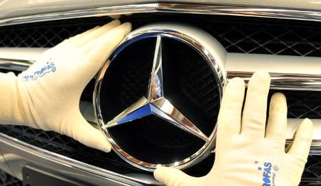 Daimler says Mercedes on track for record 2012