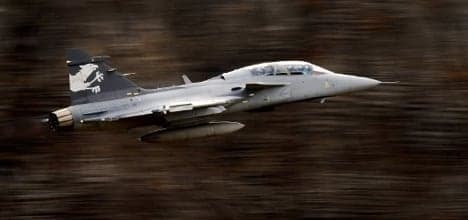 Swiss get Gripen jets for bargain: report