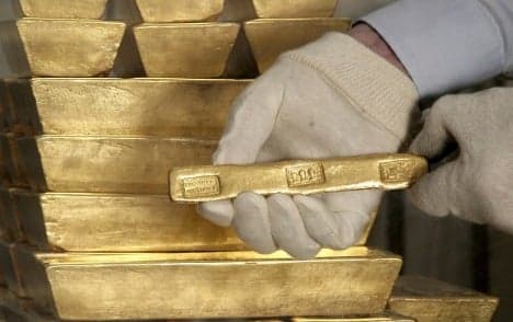 Germans hoarding mountains of gold
