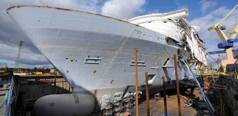 Big liner order saves ailing French shipyard