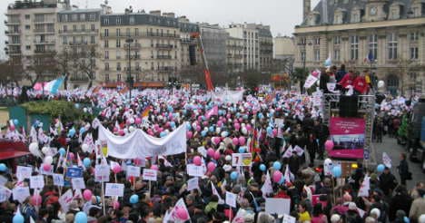 Anger as Paris mayor bills gay-marriage rally