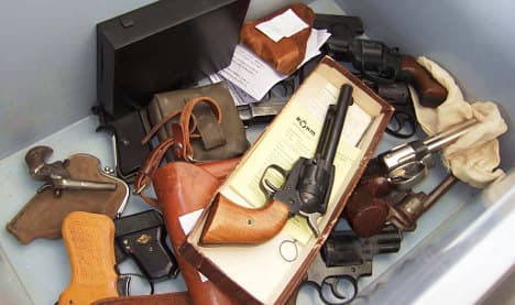 Lawmakers call for national gun registry