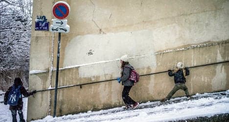 Dordogne and Nice under snow as France freezes