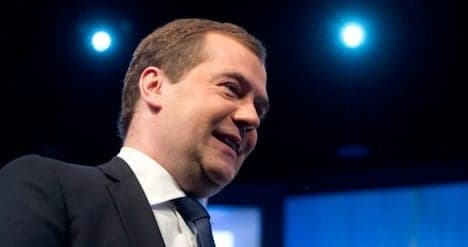 Russian PM pitches for investment at Davos