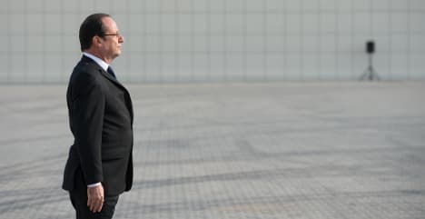 Hollande 'echoes Bush' in tough anti-terror talk